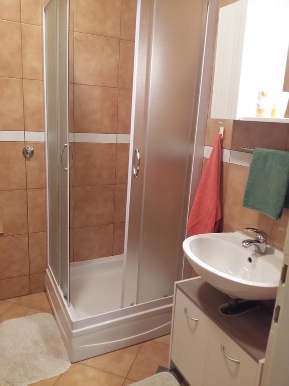 Apartment Sandra 라벡 외부 사진